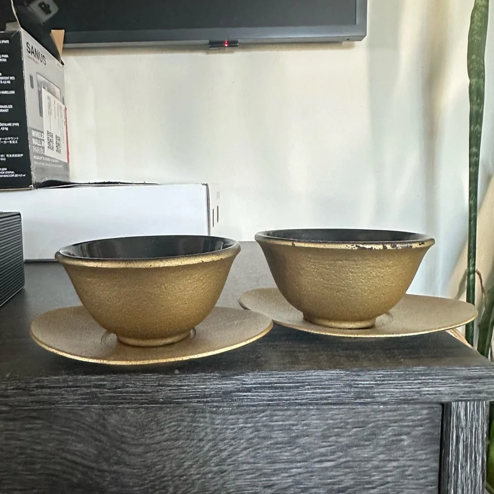 Home decor - Picture 1 of 3